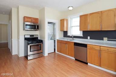 Main picture of 1119 Saratoga St