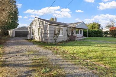 Main picture of 715 N 6th Ave SW