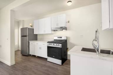 Main picture of 2603 Elm St