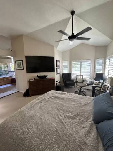 Main picture of 1046 S Mountcrest Ct