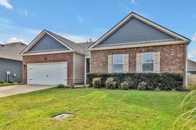 Main picture of 6431 Birchtree Dr