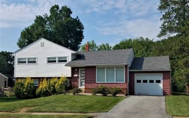 Main picture of 70 S Avon Dr