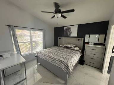 Main picture of 1122 Brack St