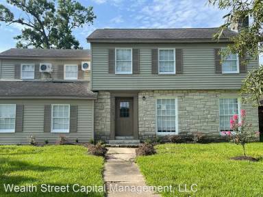 Main picture of 2575 Beech St