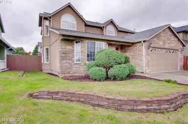 Main picture of 8607 NE 158th Ave