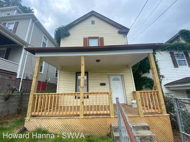 Main picture of 405 Mountain Ave SE