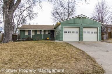 Main picture of 3046 S Jasmine St
