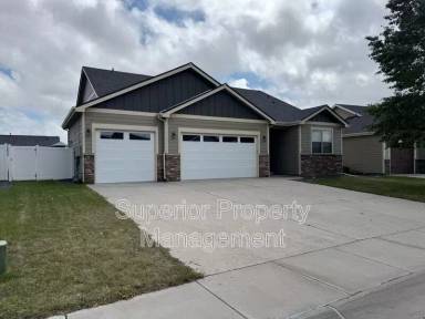 Main picture of 6515 Laramie St
