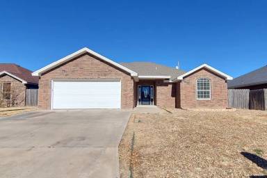 Main picture of 2109 Hayes