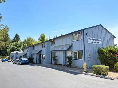 Main picture of 1896 NE Highway 99W