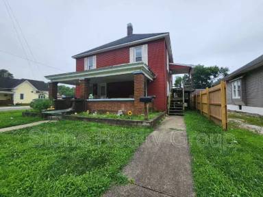 Main picture of 957 S Main St