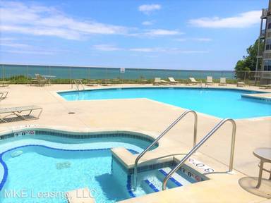 Main picture of 4110 S Lake Dr
