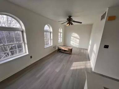 Main picture of 59 Wallington Ave