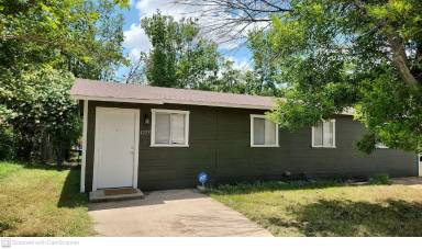 Main picture of 1225 S 3rd St