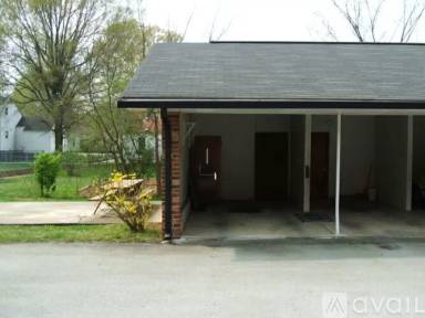 Main picture of 100 Joyce Ave