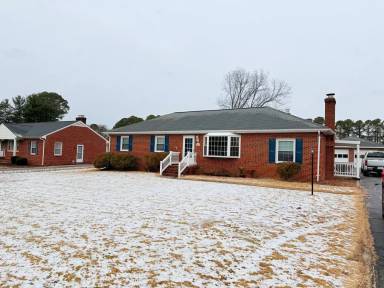 Main picture of 8276 Franklin Ln