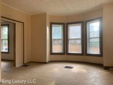 Main picture of 10 Cary St