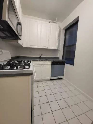 Main picture of 55 W 55th St