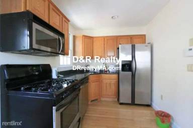 Main picture of 96 Winter St