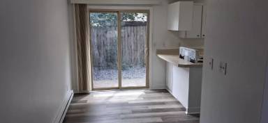 Main picture of 643 SE 190th Ave