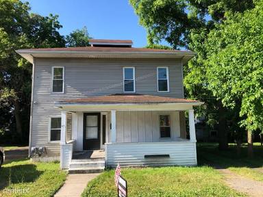 Main picture of 719 W Ganson St