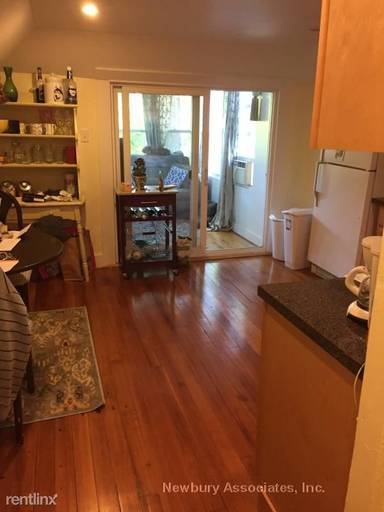 Main picture of 48 Bellevue St