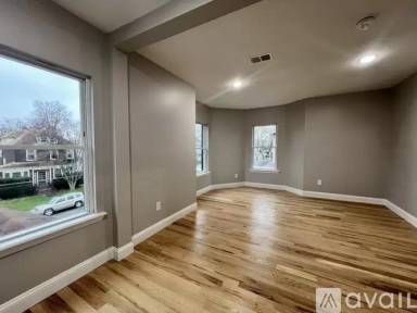 Main picture of 583 Avenue C