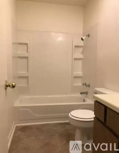 Main picture of 136 N Meyers Dr