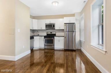 Main picture of 155 Chelsea St