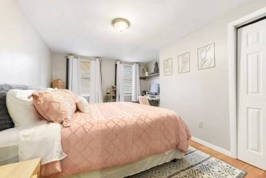 Main picture of 2103 Wharton St