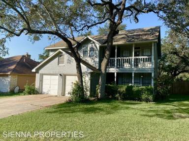 Main picture of 1507 River Oak Dr