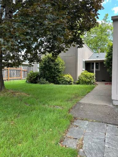 Main picture of 4369 Madrona Way SE