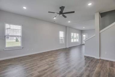 Main picture of 4046 Clovis St