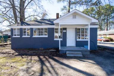 Main picture of 805 Central Dr