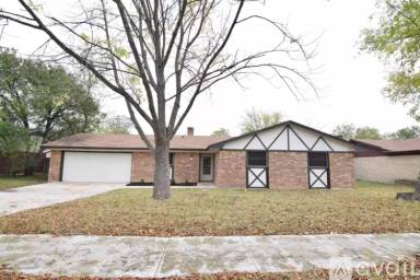 Main picture of 1810 Bundrant Dr