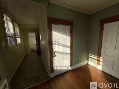 Main picture of 1808 Cleveland Ave