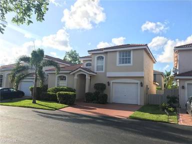 Main picture of 4541 NW 60th Ln