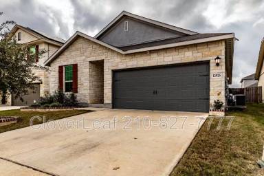 Main picture of 12926 Mayowa St