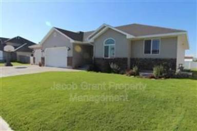 Main picture of 5005 Chimney Rock Dr