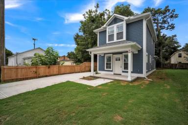 Main picture of 3309 Proctor St