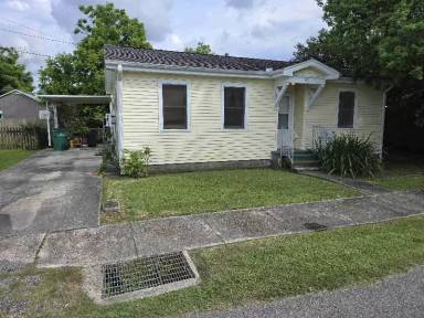Main picture of 147 Barrilleaux St