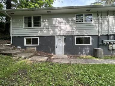Main picture of 1306 Windsor Ave