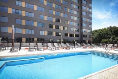 Main picture of 583 Avenue C