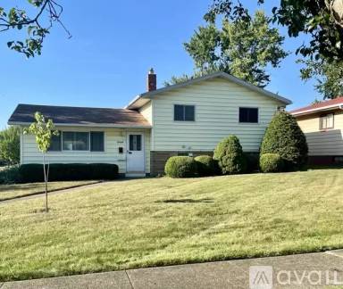 Main picture of 17124 Cambridge Blvd