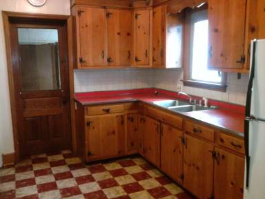 Main picture of 455 E Prospect St
