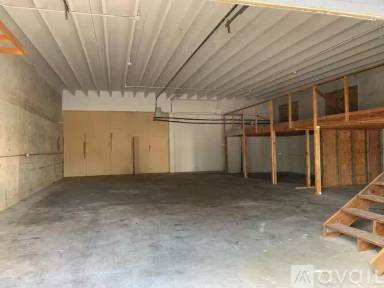 Main picture of 2030 Harvard St
