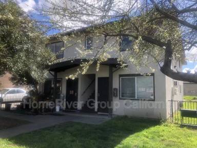 Main picture of 310 Fairbanks Ave