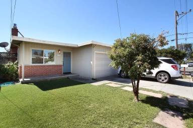 Main picture of 4730 Opal St