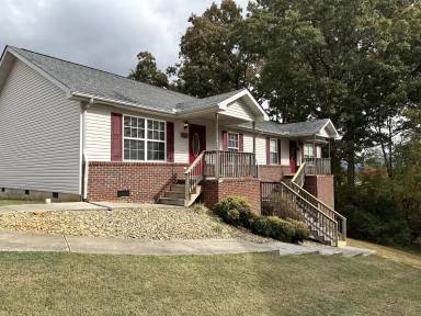 Main picture of 2918 Patrick Ave