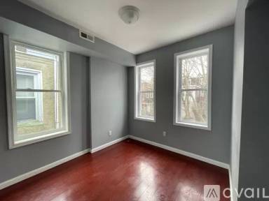 Main picture of 20 N 51st St